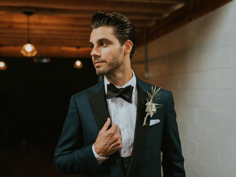 Adam-Boutonniere-Overlook-Barn