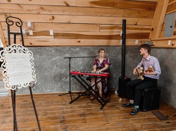Cocktail-Hour-Music-Cliffside-Barn-Gallery