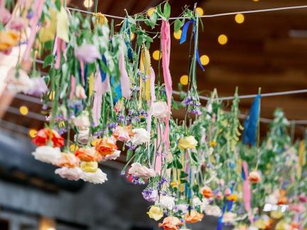 Hanging-Greenery-Details-Gabby-Dylan