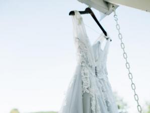 Wedding-Dress-Hanging-Styling-Suite