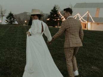 Bride-Groom-Night-Stroll-Marys-Meadow