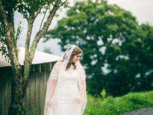Bride-Vail-Tree-Photo