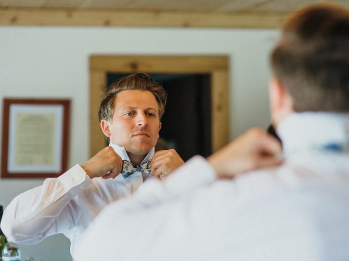Groom-Bow-Tie-Fred-Katrina
