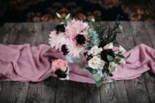 Flower-Table-Setting-Laura-Matt