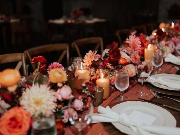 Farm-Table-Flowers-OLB-Lauren-Ryan
