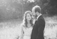 Bride-Groom-Meadow-Photo-MW-FW