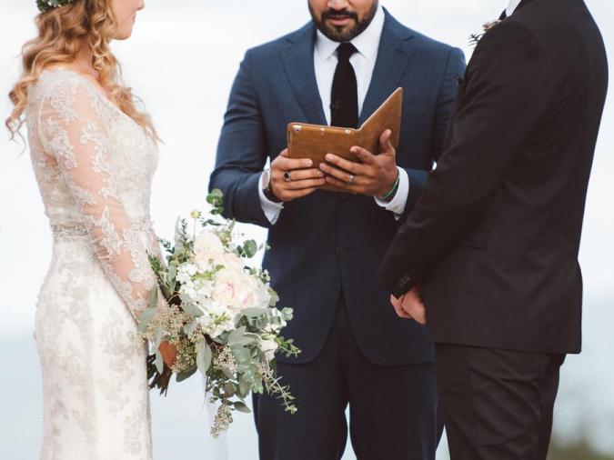 Ceremony-Bride-Groom-Preacher