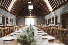 Overlook-Barn-Table-Setup-MW