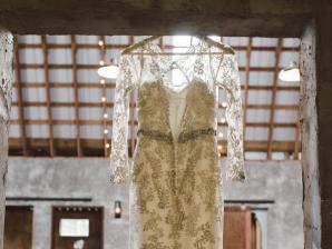 Wedding-Dress-Hanging-Barn-Stall-MW