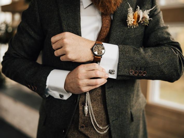 Tucker-Getting-Ready-Details