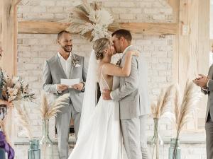 Wedding-Ceremony-Overlook-Pavilion-Gallery