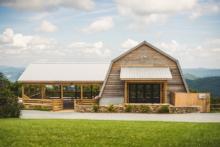Cliffside-Barn-Zach-Sarah