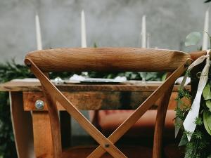 Crossback-Chair-Overlook-Barn-Decoration 