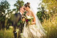 Zach-Sarah-Field-Photo-Overlook-Barn    